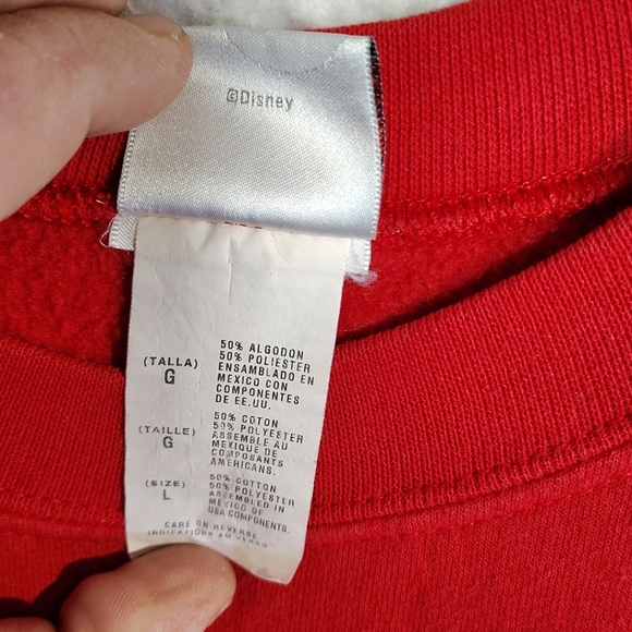 VTG Walt Disney World Characters Spell Out Sweatshirt Sz Large Red Disney Store - Picture 5 of 9